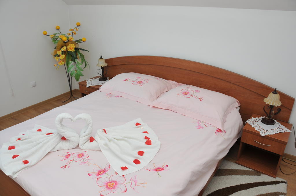 Hotel Restauracja Lorenzo Stopnica 部屋 写真