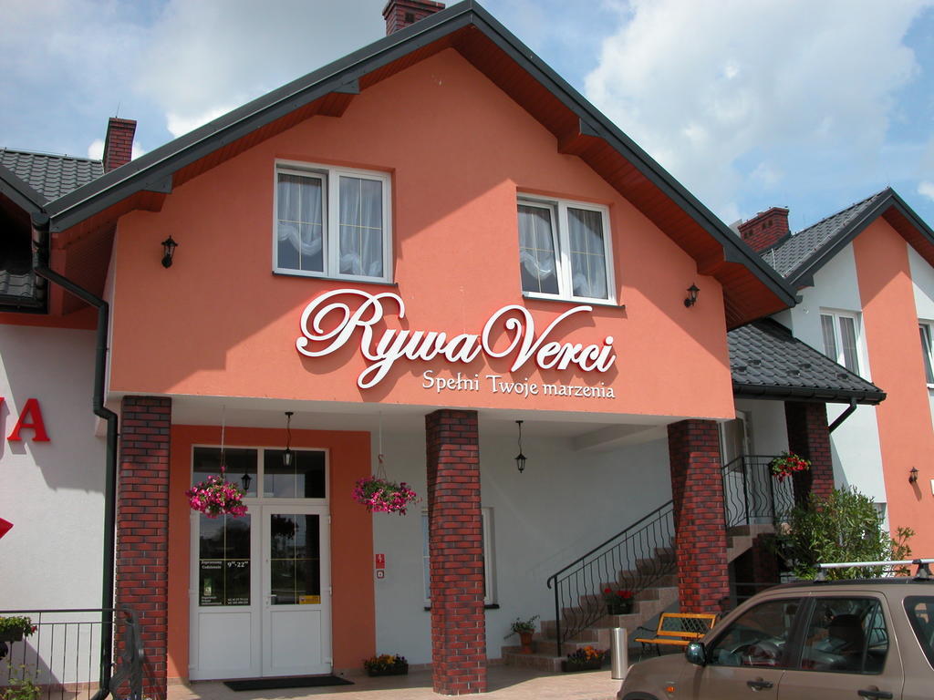 Hotel Restauracja Lorenzo Stopnica エクステリア 写真